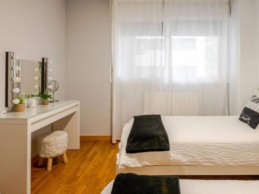 Apartamento B.e.c Apto Bilbao *