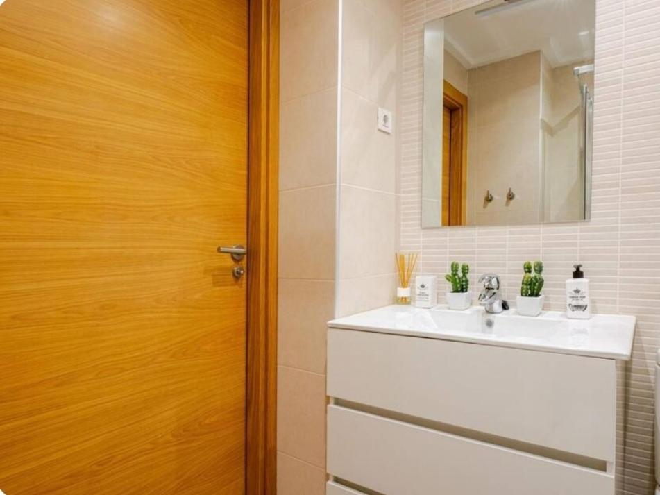 Apartamento B.e.c Apto Bilbao *